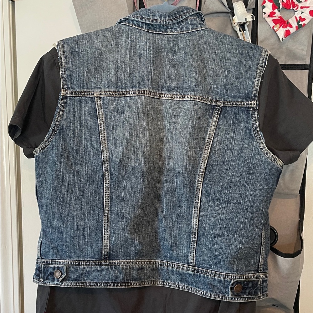 American Eagle Outfitters Blue Denim Vest - Picture 7 of 12